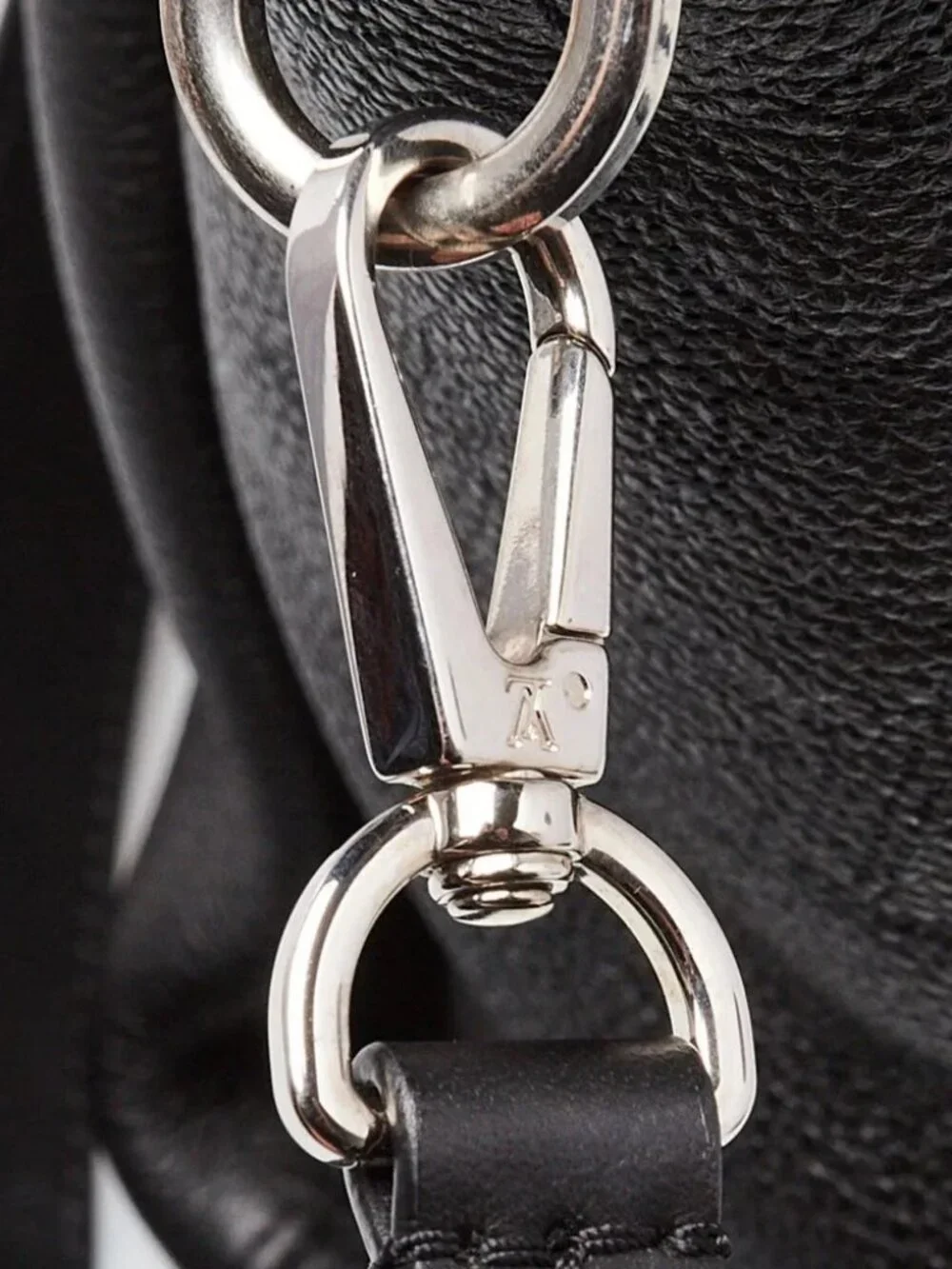 Louis Vuitton Black Mahina Leather Haumea Shoulder Bag